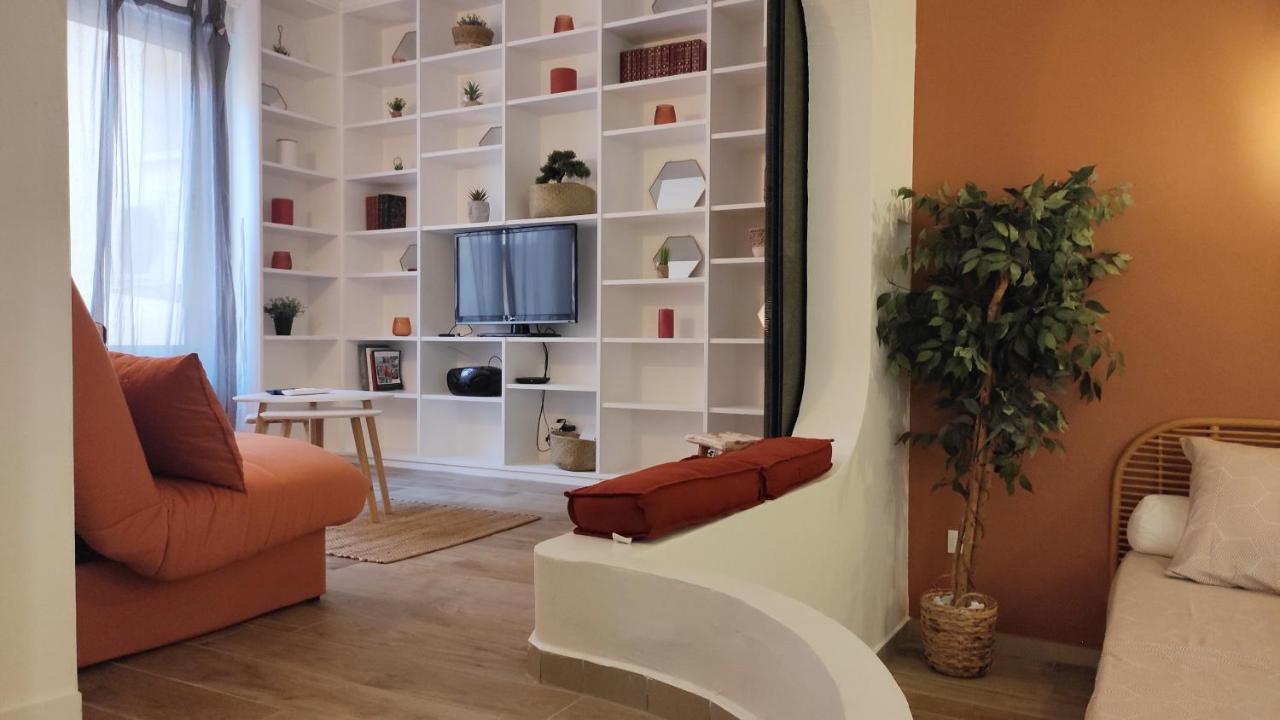 Bastia F1 Type Loft Plein Centre, Calme, Clim, Refait à Neuf Et à 200m Du Port Appartamento Bastia (Corsica)